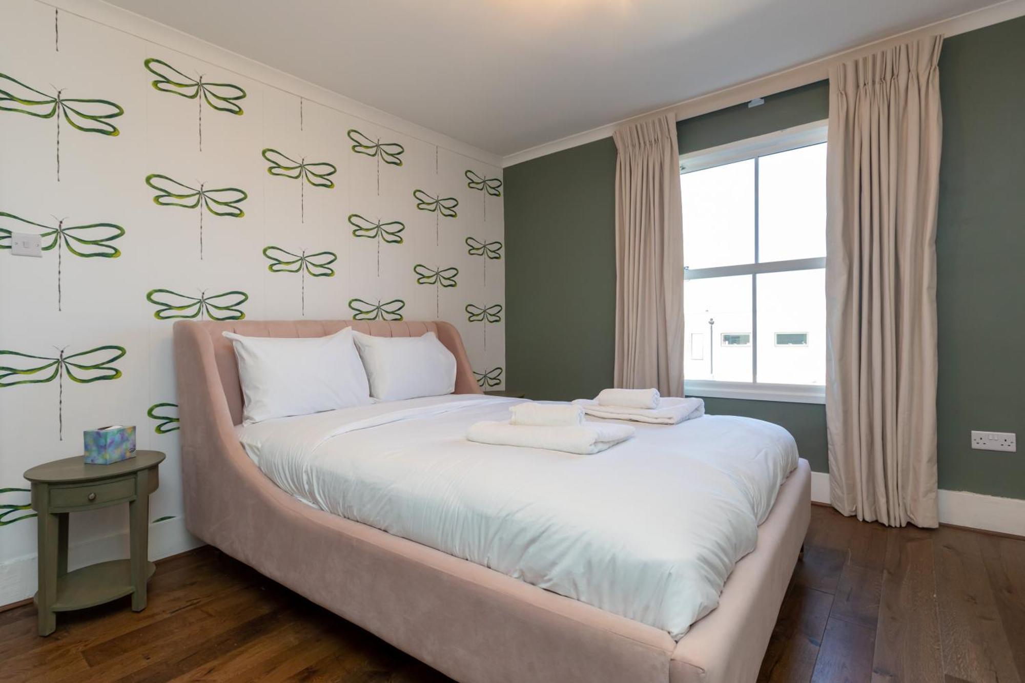 Apartment Spacious & Pristine 2bd Flat - Balham London