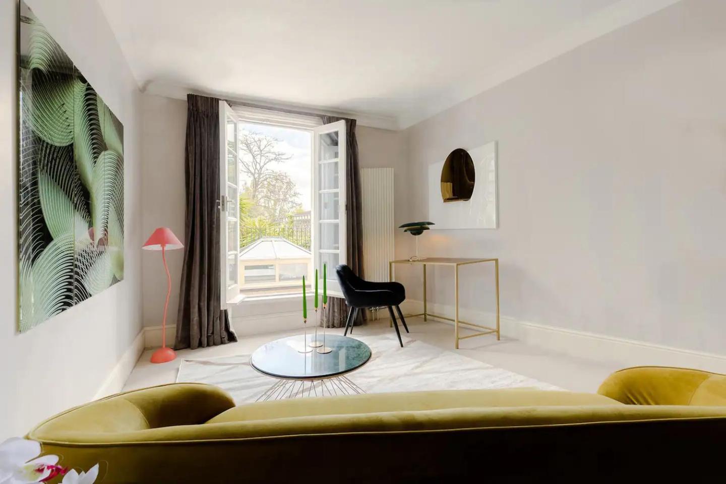Apartment Artists Massive For Extended Families Or Couples - Terrace-ac London