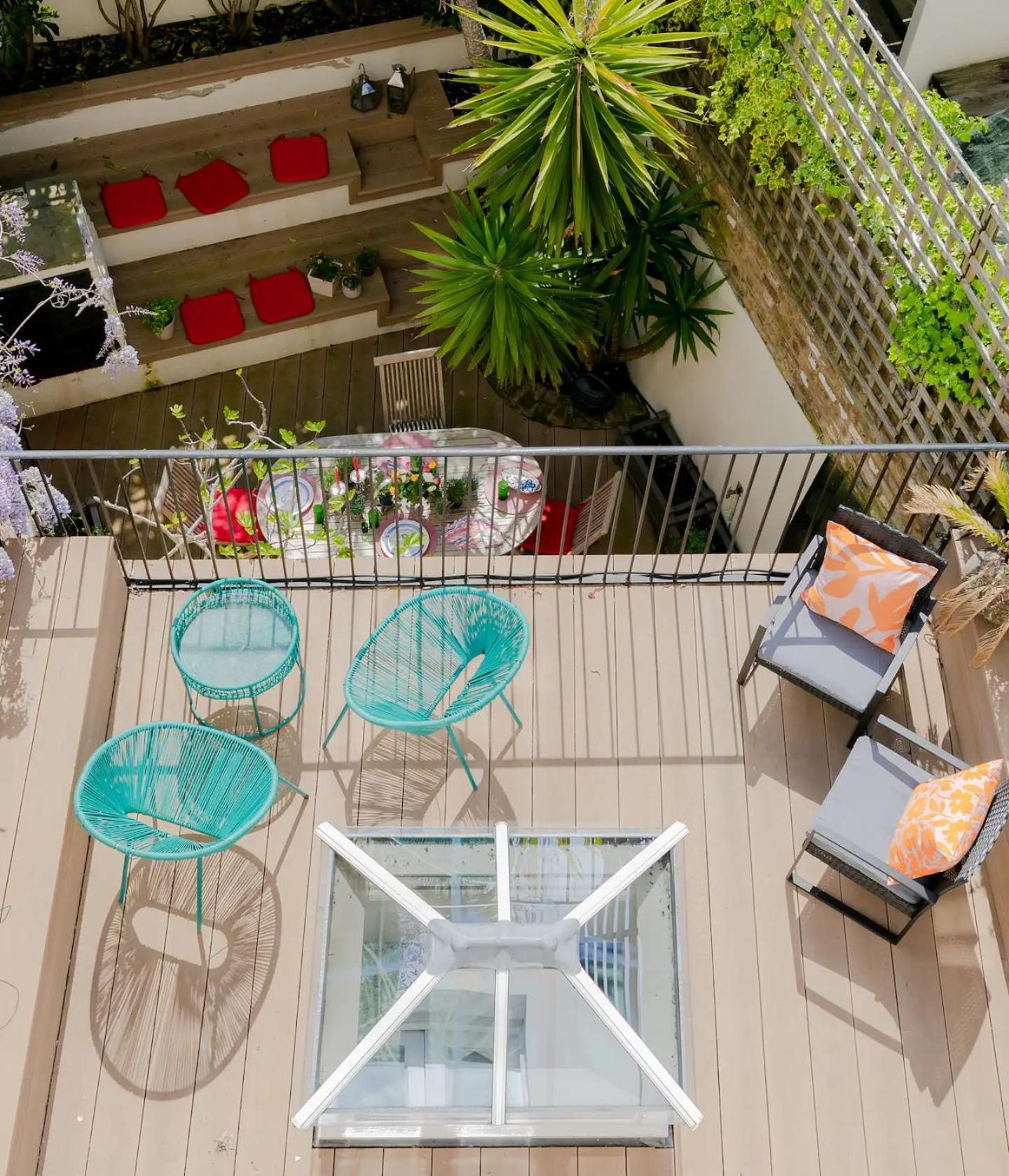 Artists Massive For Extended Families Or Couples - Terrace-ac
