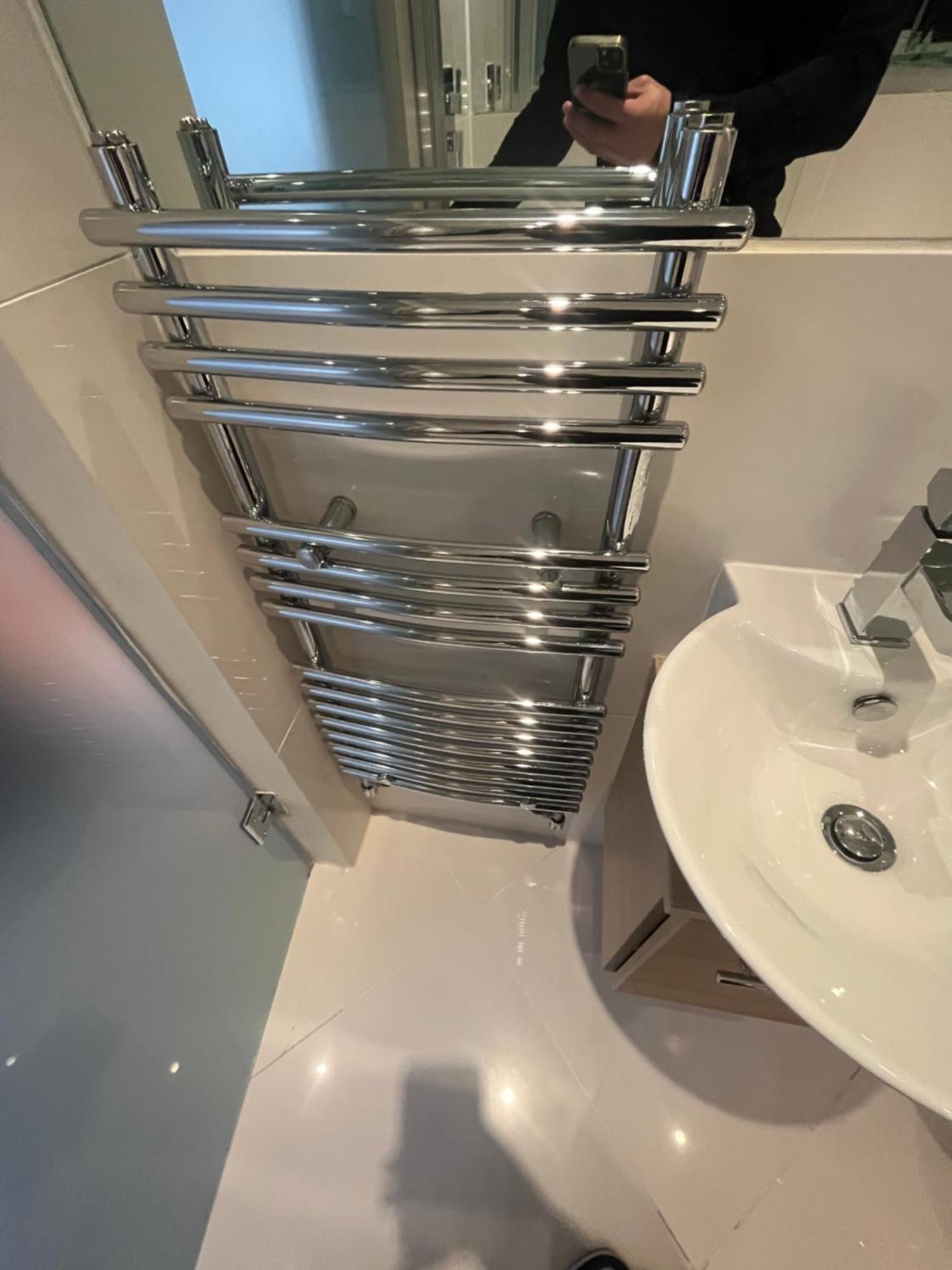 Modern Floor 2bd Flat - Kensington Apartment *