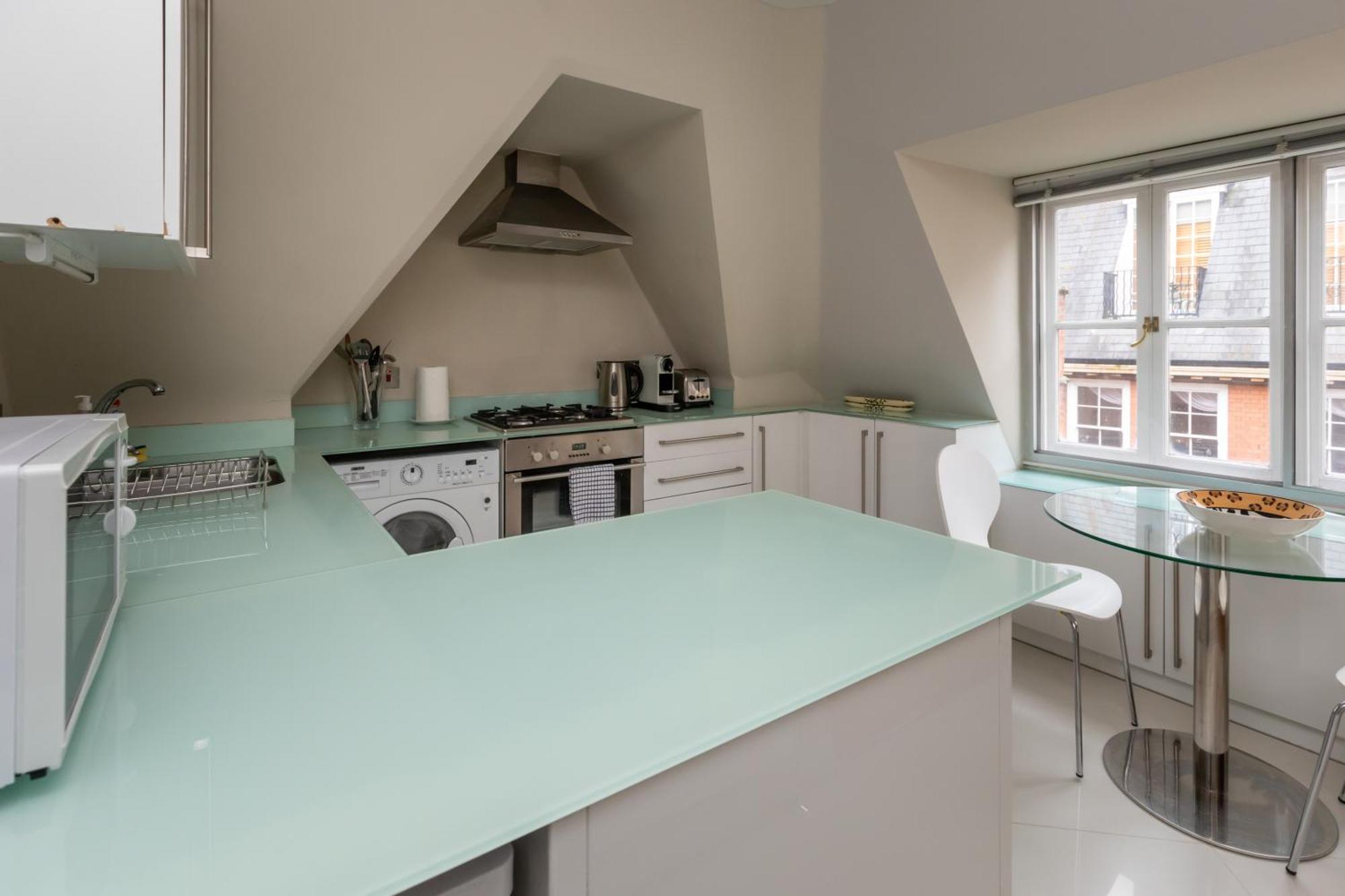 Apartment Modern Floor 2bd Flat - Kensington *