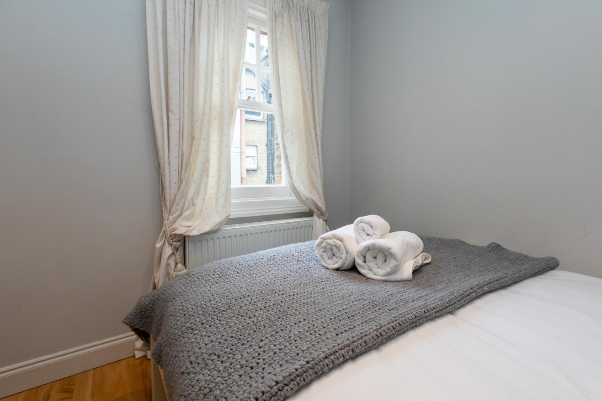 Apartment Modern Floor 2bd Flat - Kensington London