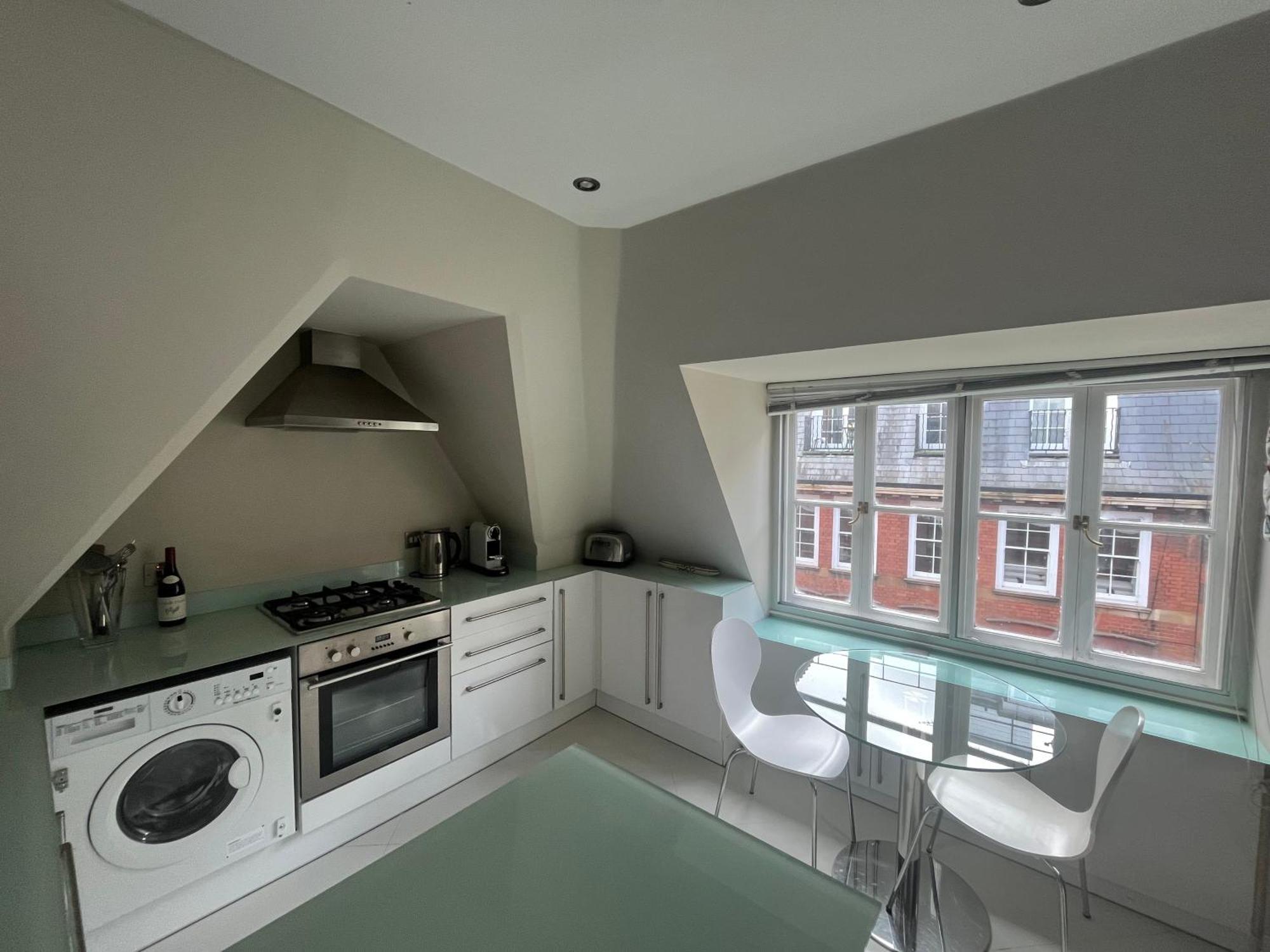 Apartment Modern Floor 2bd Flat - Kensington *