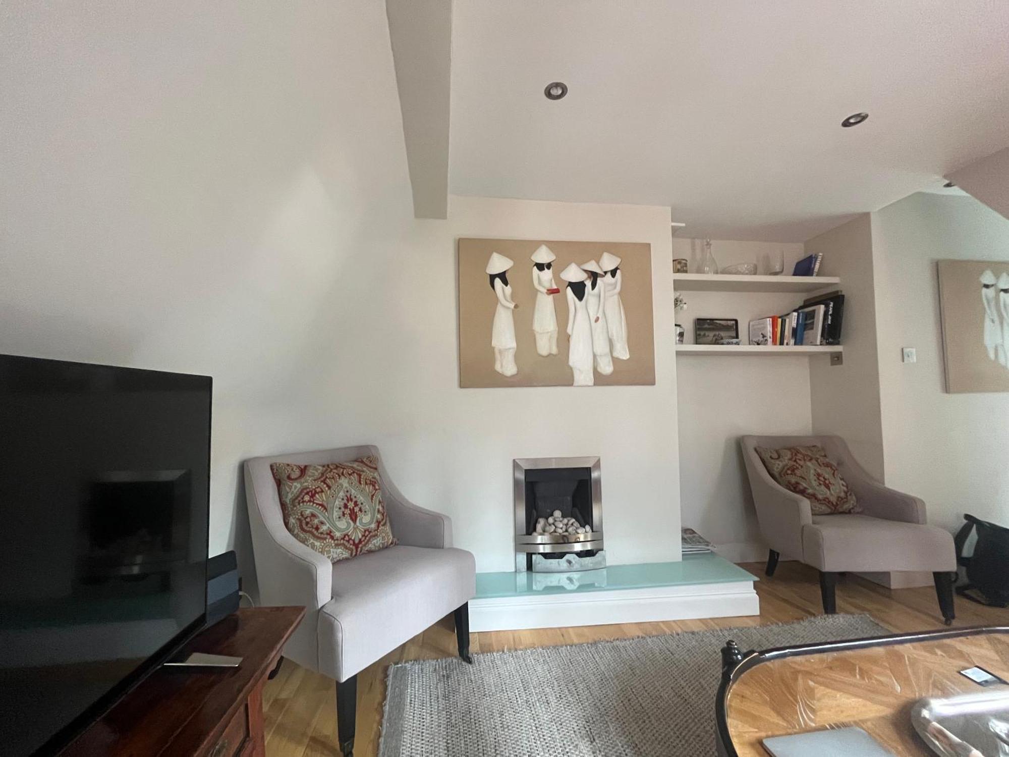 Modern Floor 2bd Flat - Kensington Apartment *