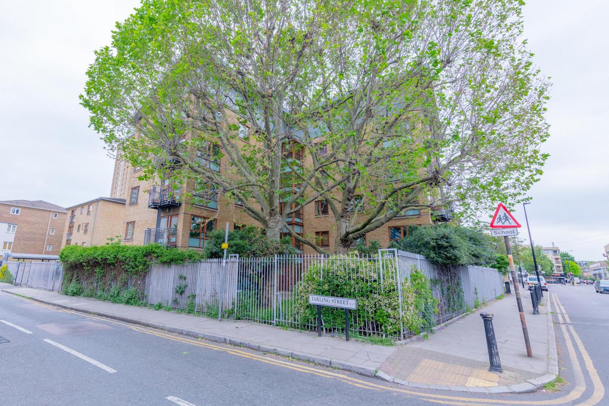Inviting & Spacious 3bd Flat - Shadwell Apartment London