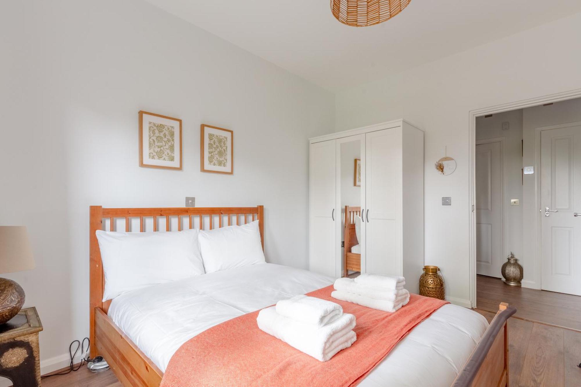 Inviting & Spacious 3bd Flat - Shadwell Apartment *