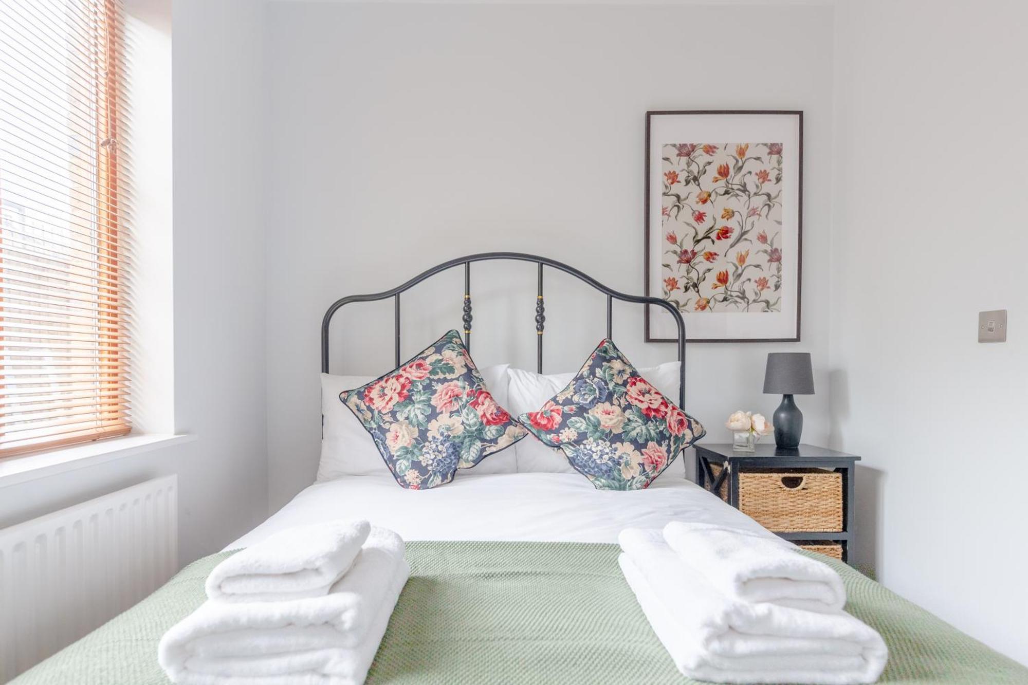 Inviting & Spacious 3bd Flat - Shadwell *
