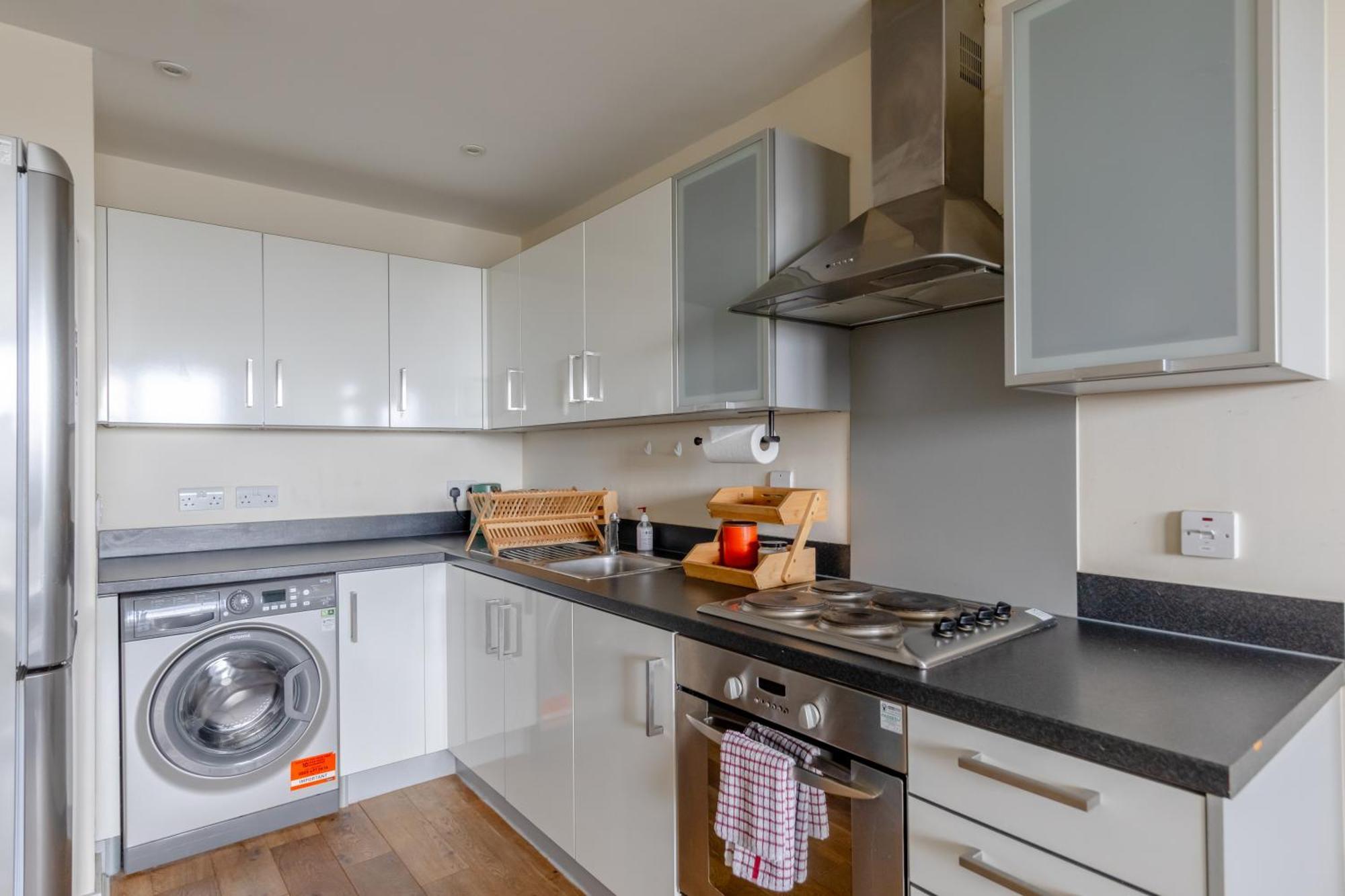 Apartment Modern 1bd Flat - 5 Min Walk To Battersea Park! *