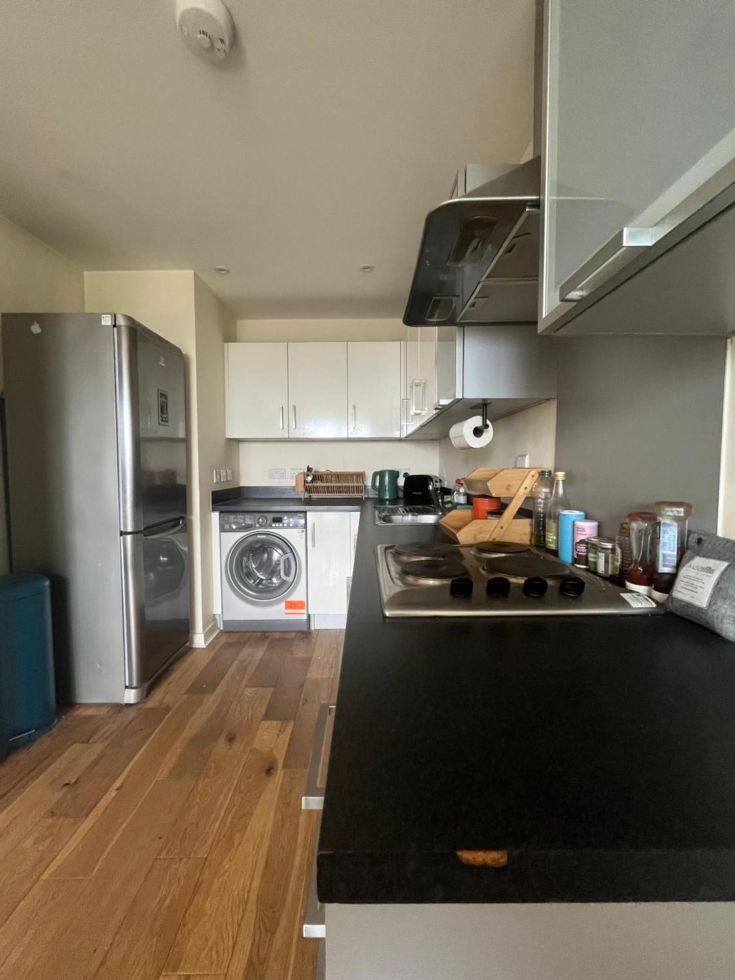 Apartment Modern 1bd Flat - 5 Min Walk To Battersea Park! London