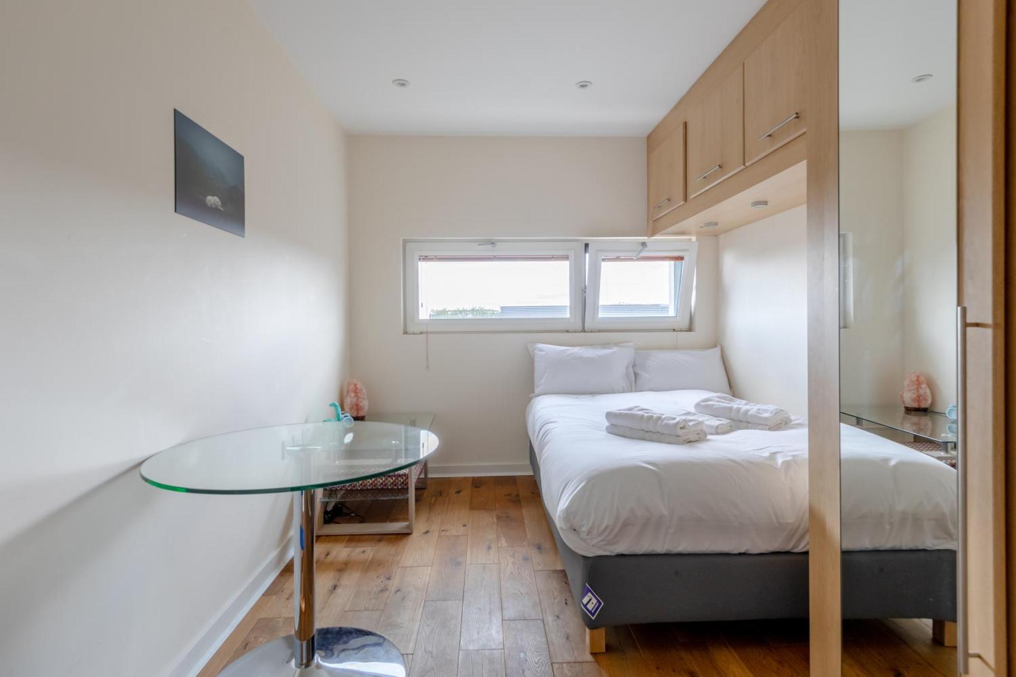 Modern 1bd Flat - 5 Min Walk To Battersea Park! Apartment