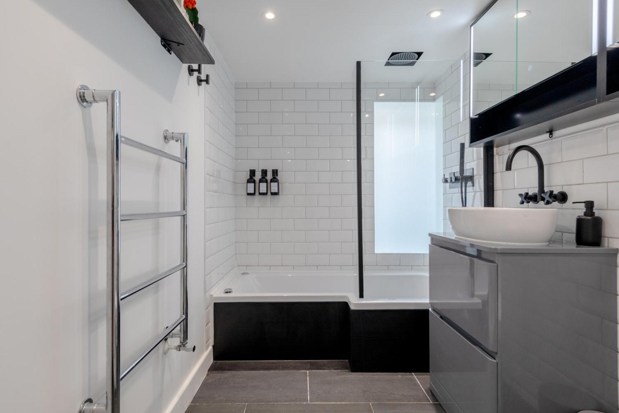 Luxurious & Chic 2bd Warehouse Flat - Old Street! Apartamento