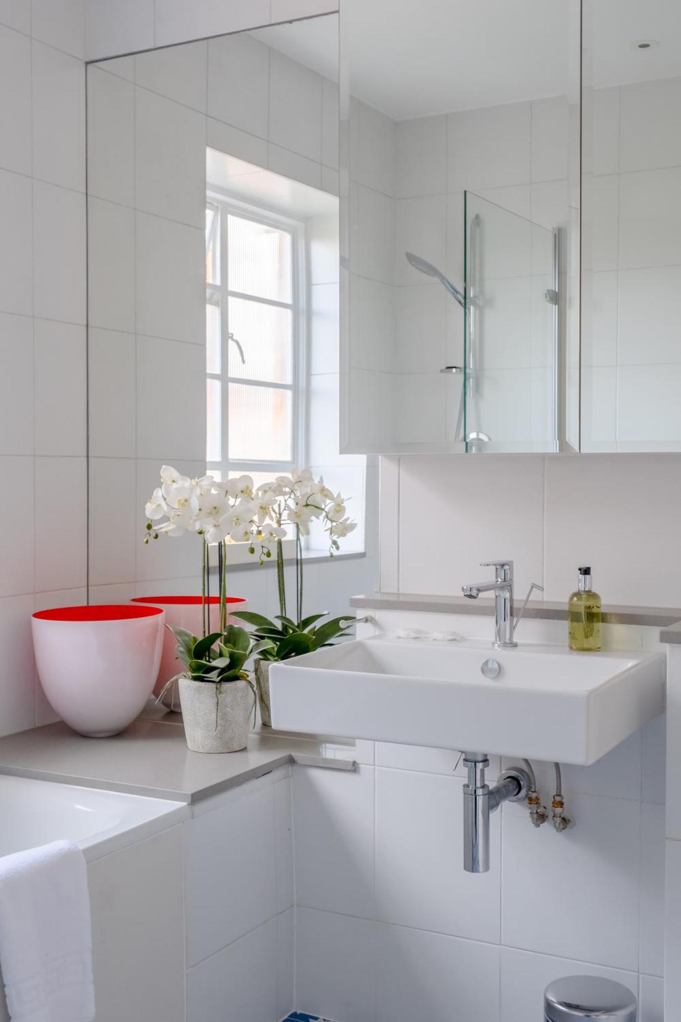 Beautifully Decorated 1bd Oasis - Earl's Court! * Londen
