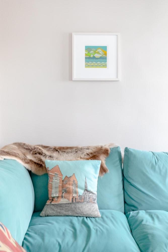 Quaint & Cosy 1 Bedroom Flat - Kensington Olympia!