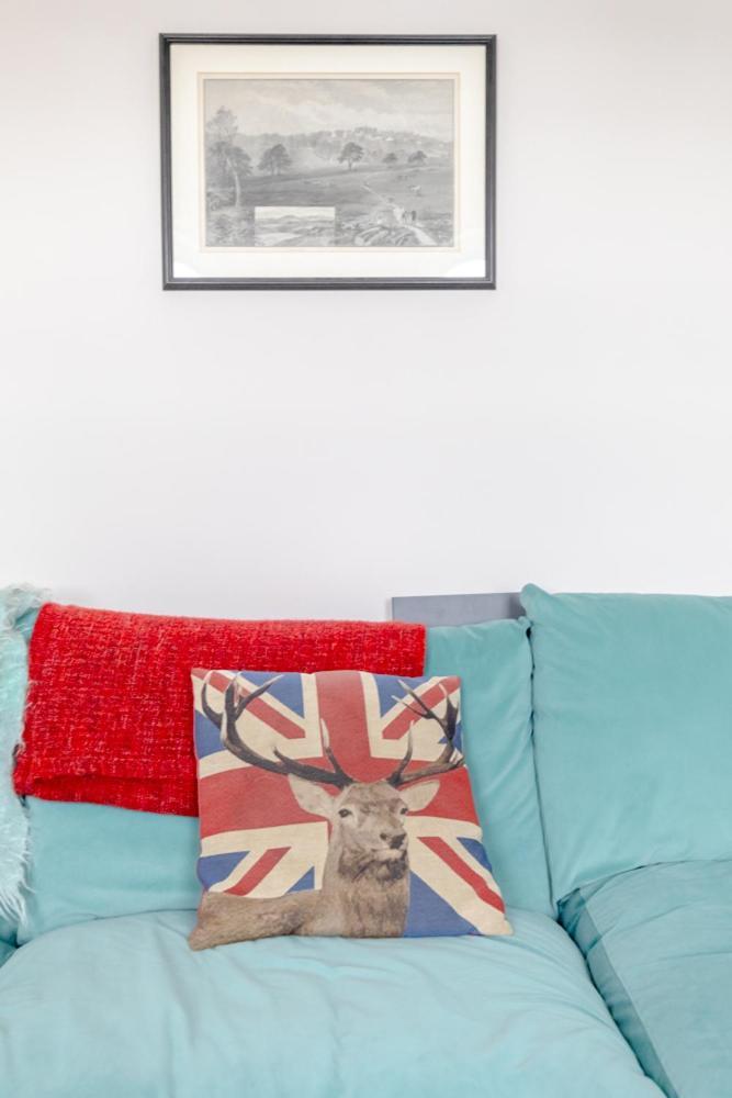 Quaint & Cosy 1 Bedroom Flat - Kensington Olympia!