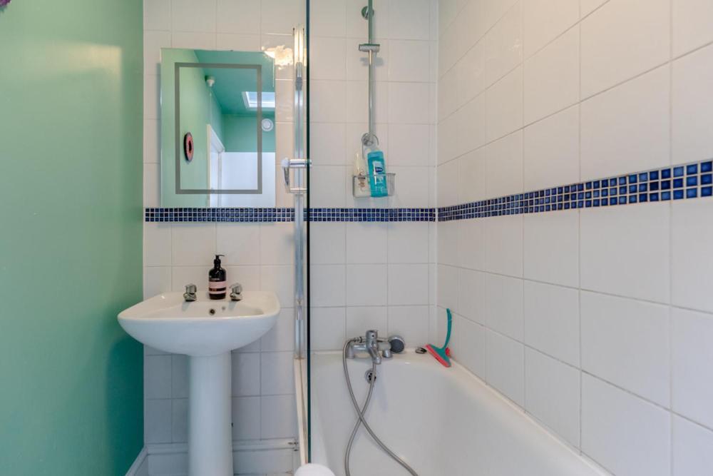 Apartment Quaint & Cosy 1 Bedroom Flat - Kensington Olympia!