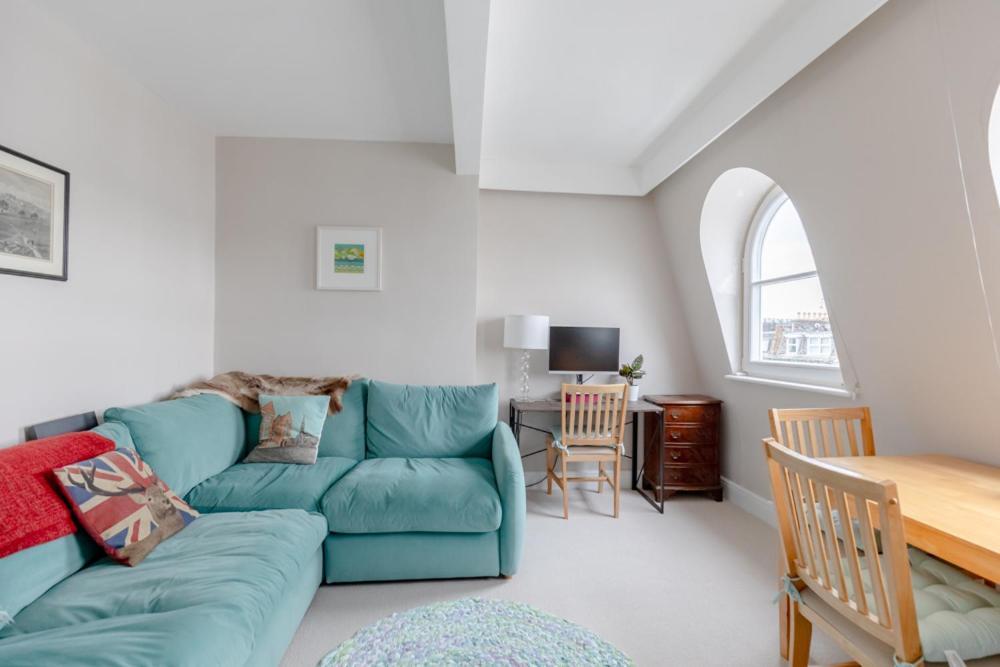 Apartment Quaint & Cosy 1 Bedroom Flat - Kensington Olympia! London