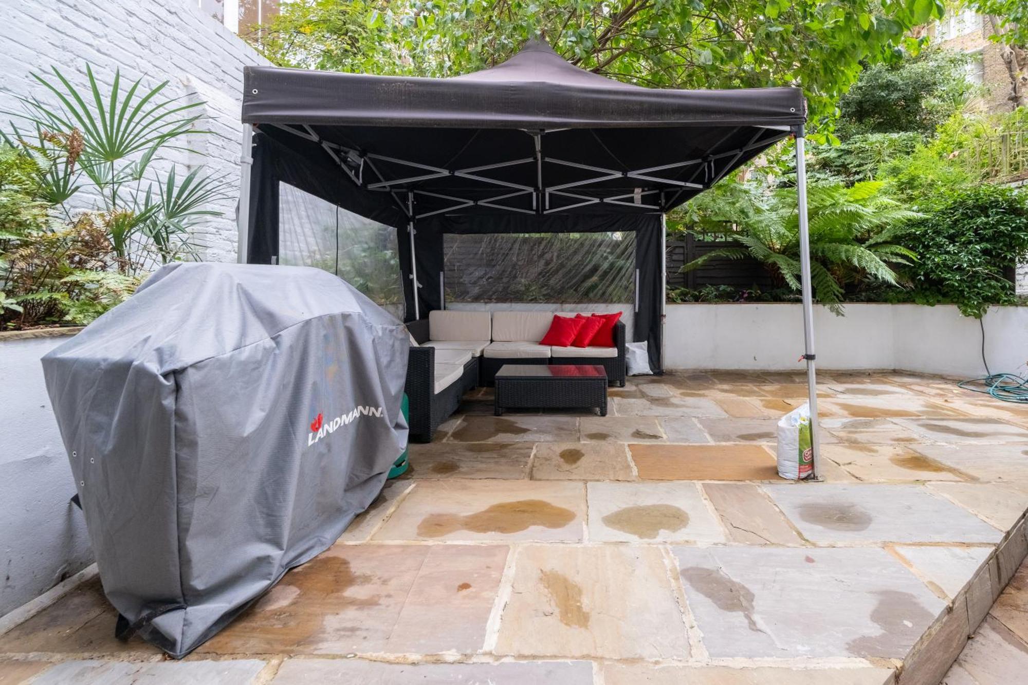 Gorgeous 2bd Flat With Patio - South Kensington! * London
