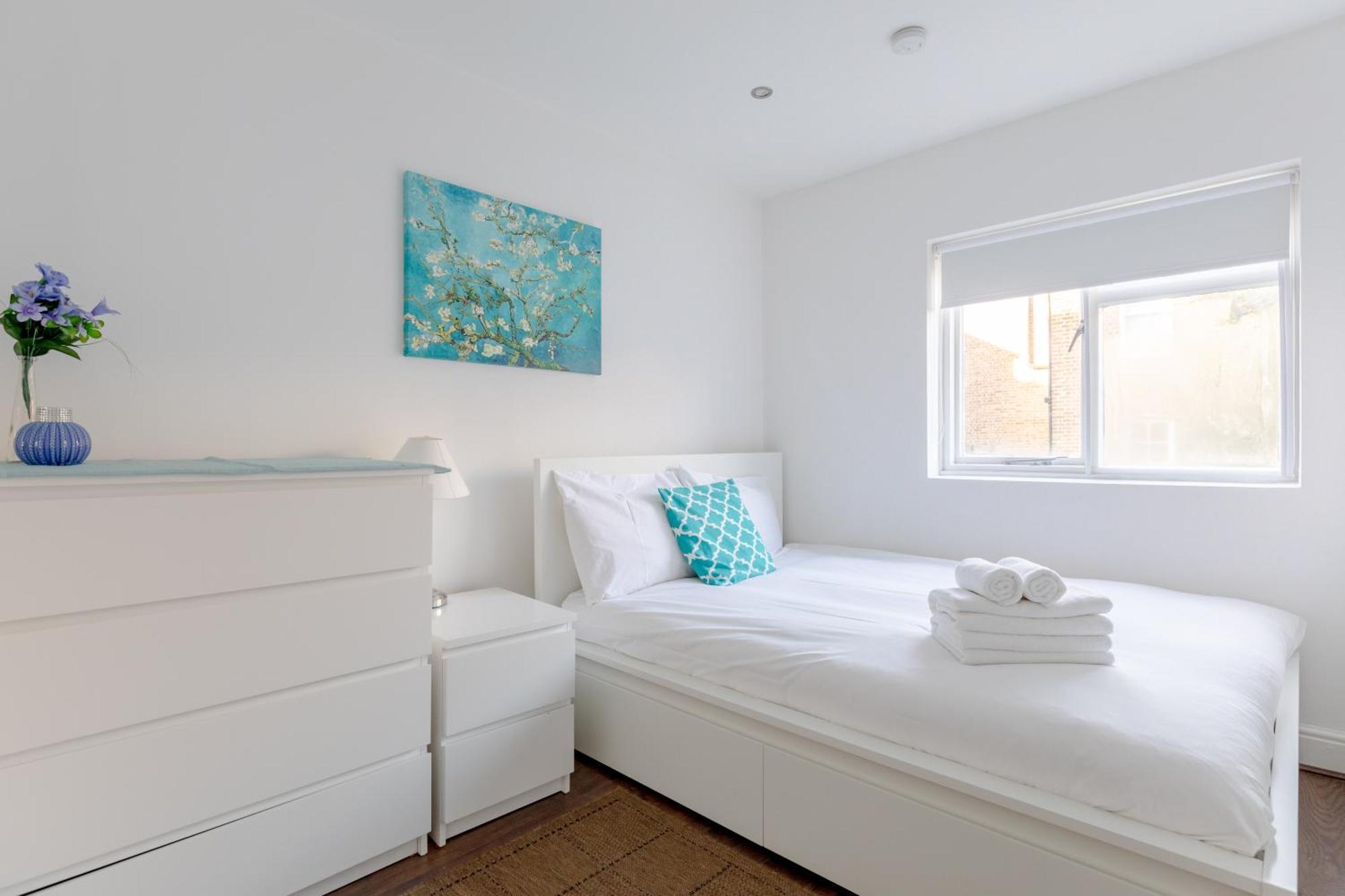 Radiant And Roomy 2bd Flat - Fulham! *