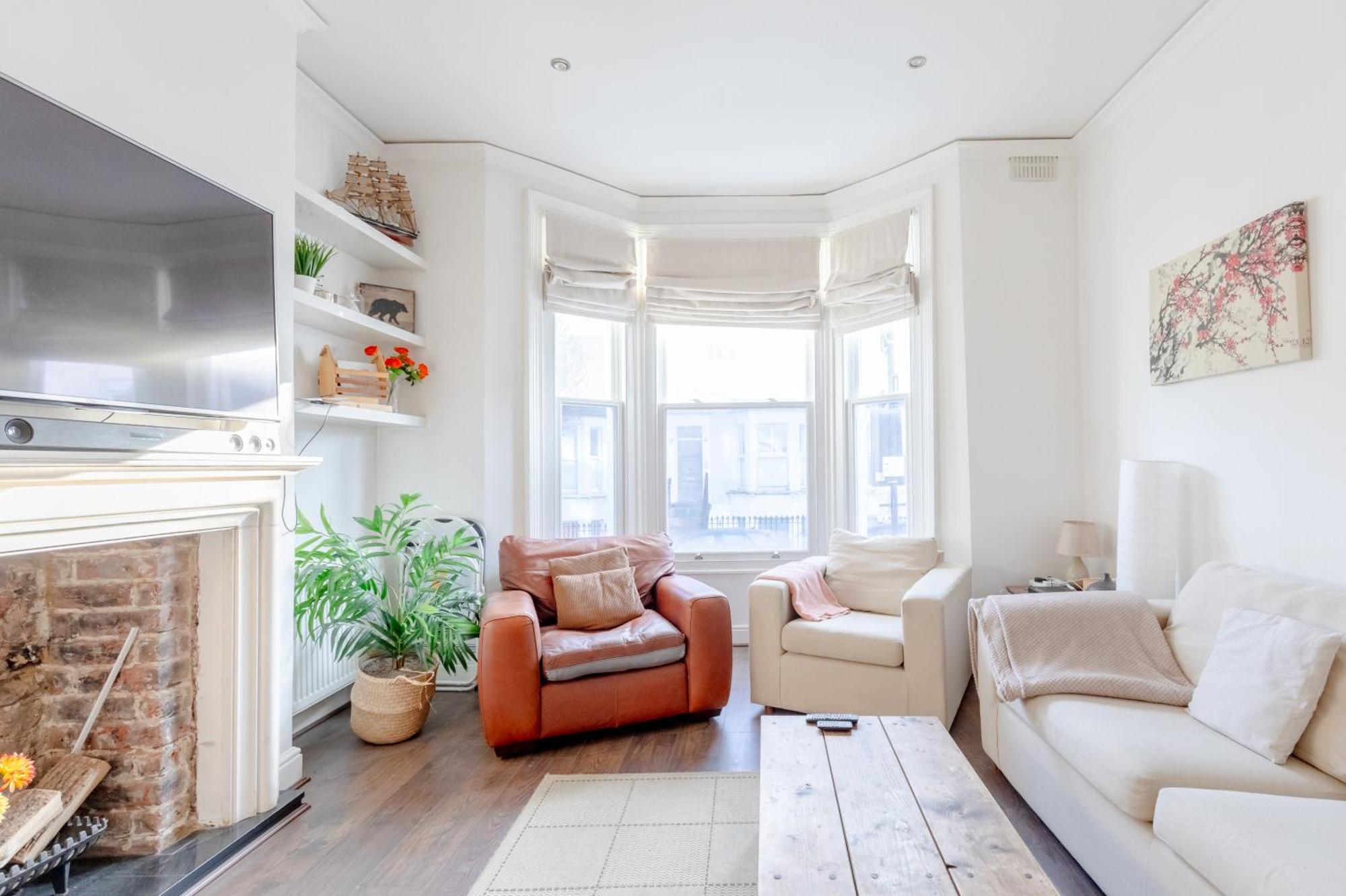 Radiant And Roomy 2bd Flat - Fulham! Apartment *