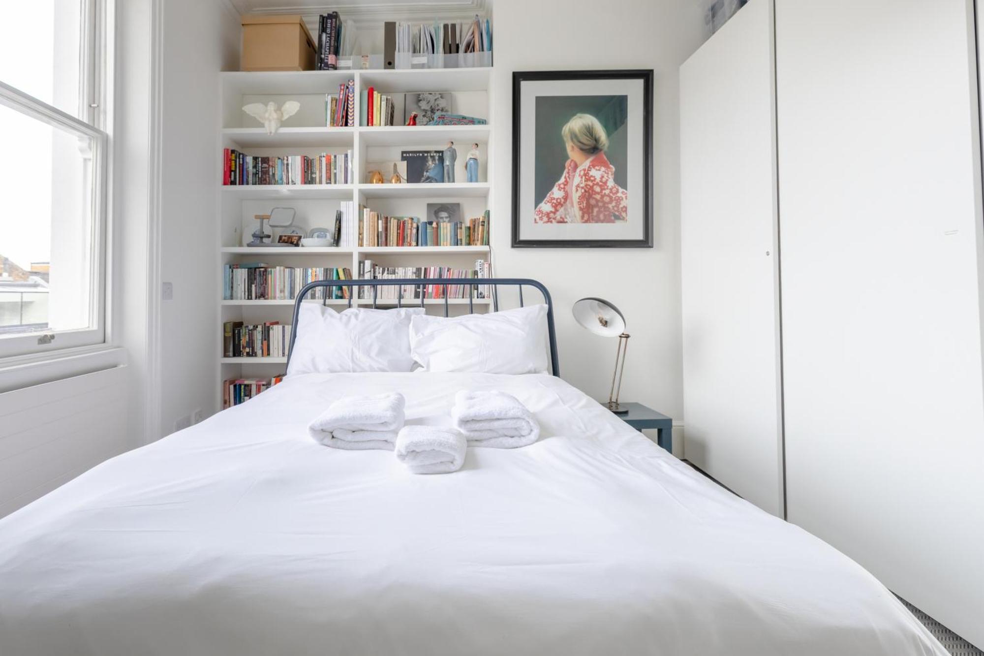 Charming 2bd Hideaway - Caledonian Road Camden! *