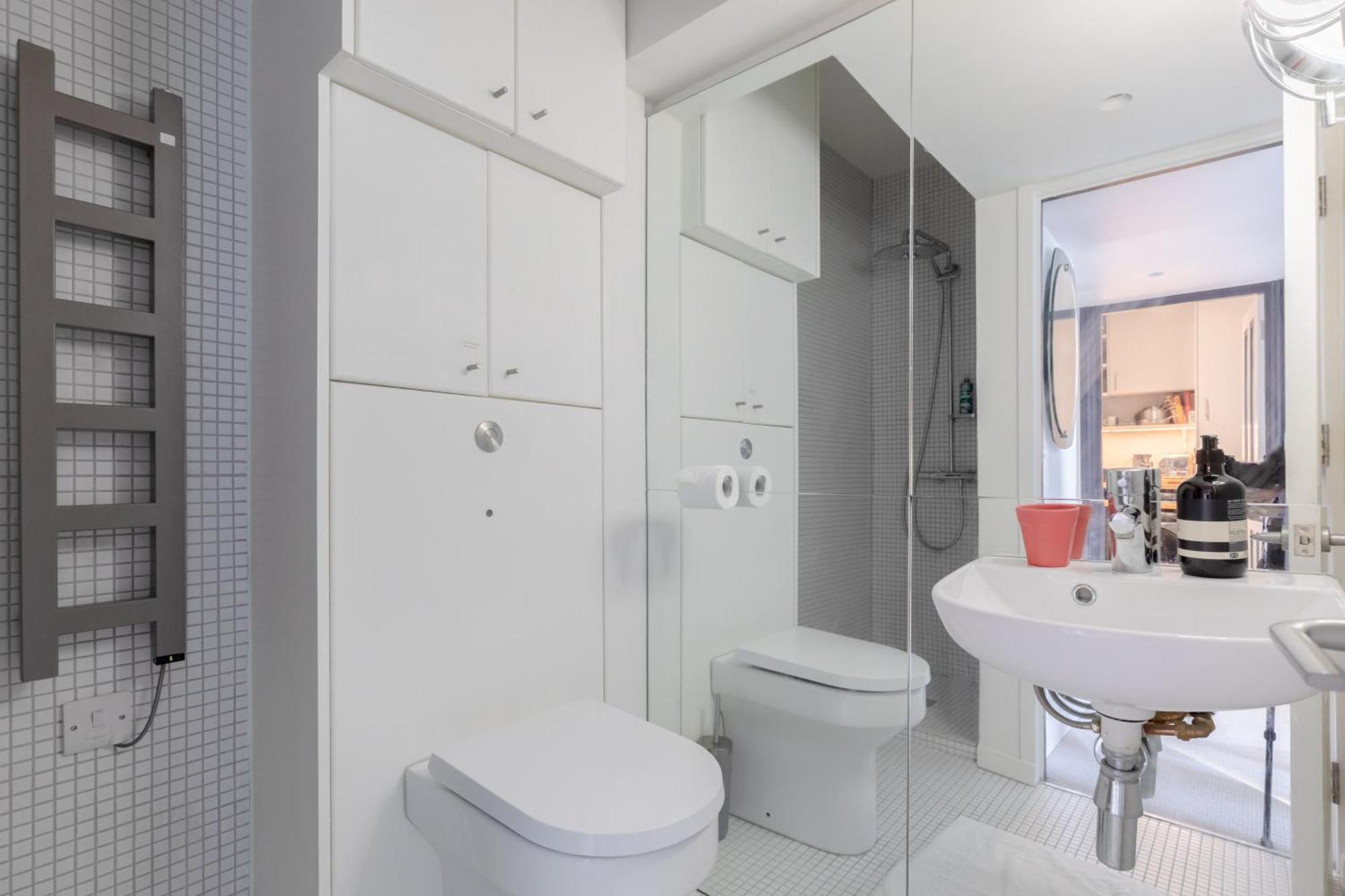Charming 2bd Hideaway - Caledonian Road Camden! Apartment *