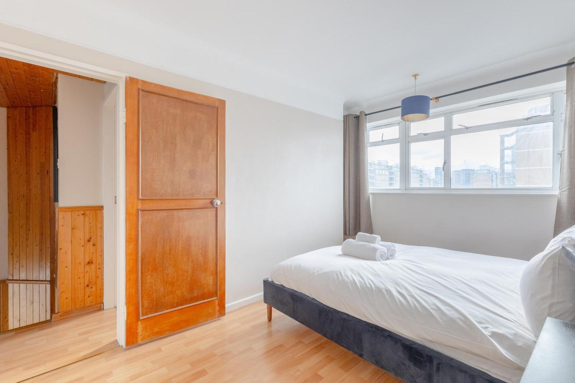 Superbly Located 2bd Flat Heart Of Pimlico! London