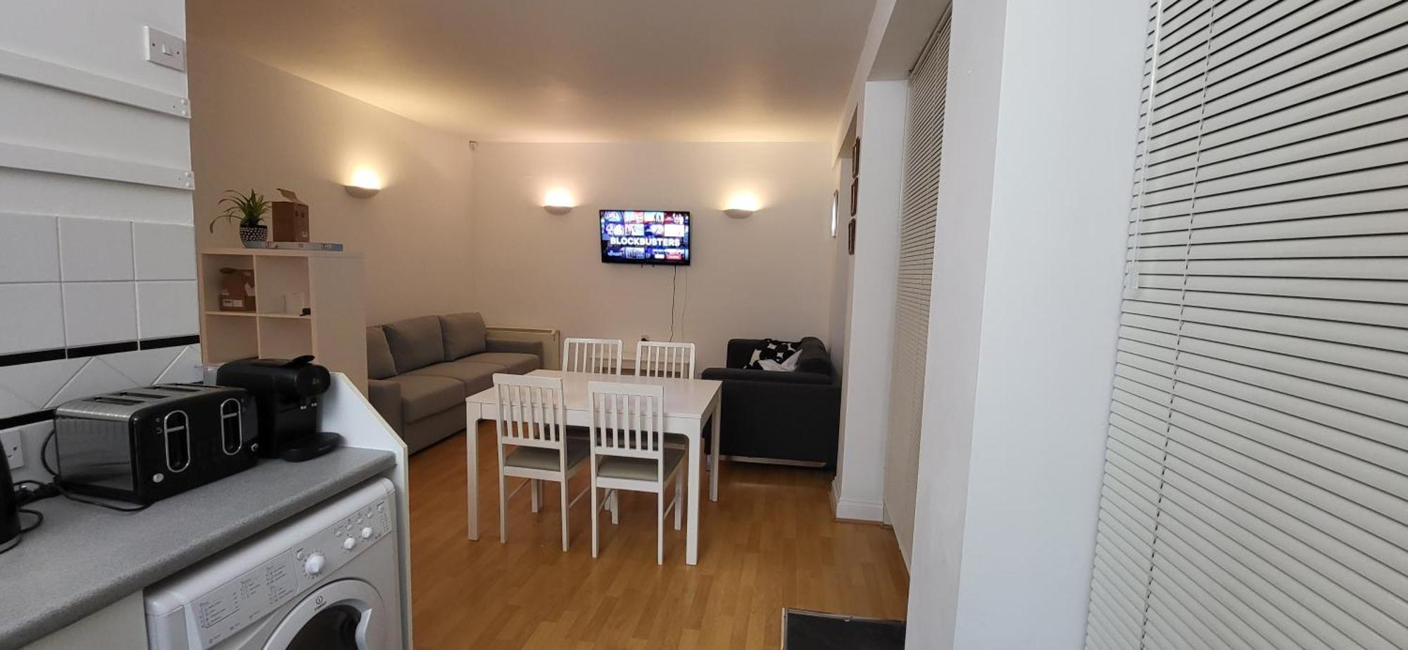 1 Bed, G-floor Close To O2, Excel And Airport Apartment *