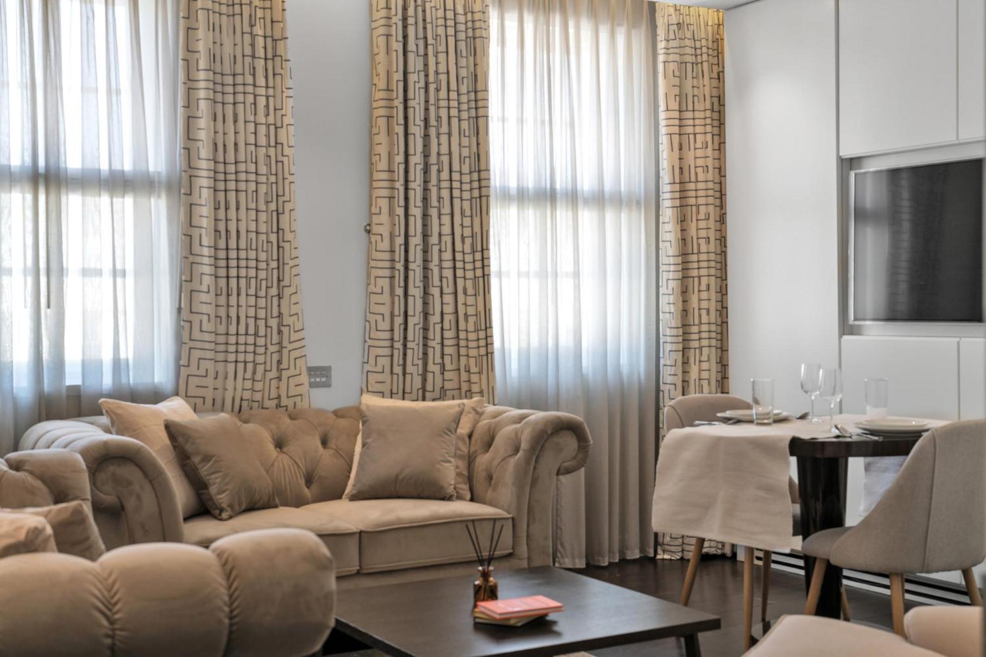 Apartment The Baker Residences *