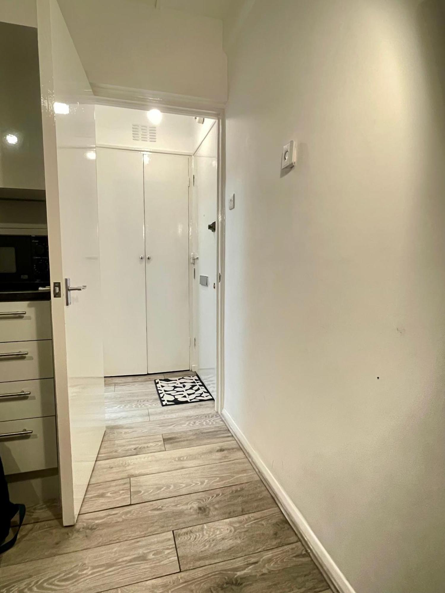 Spacious - South Kensington - Harrods Apartment London