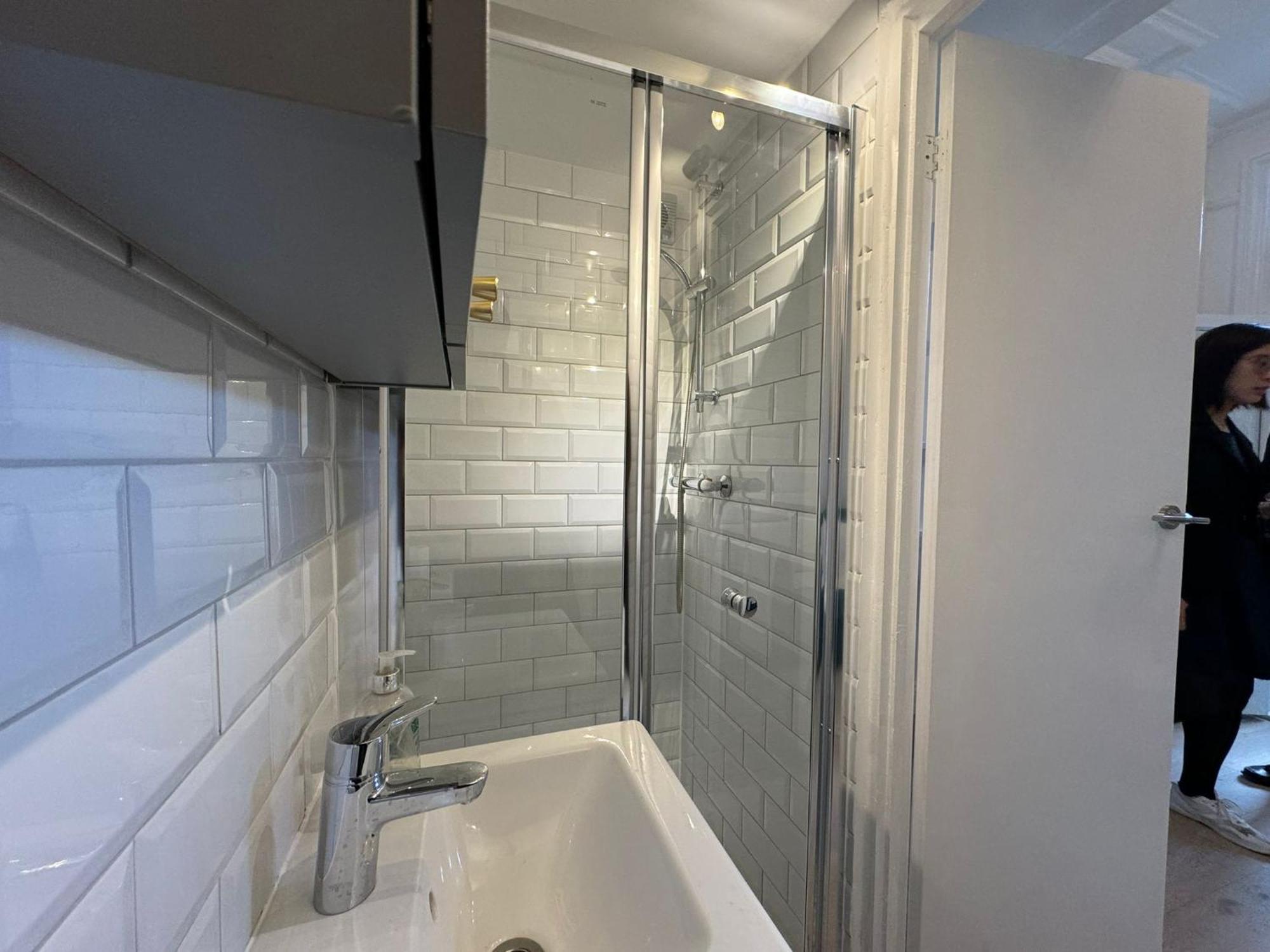 Modern Studio Chiswick Apartment *
