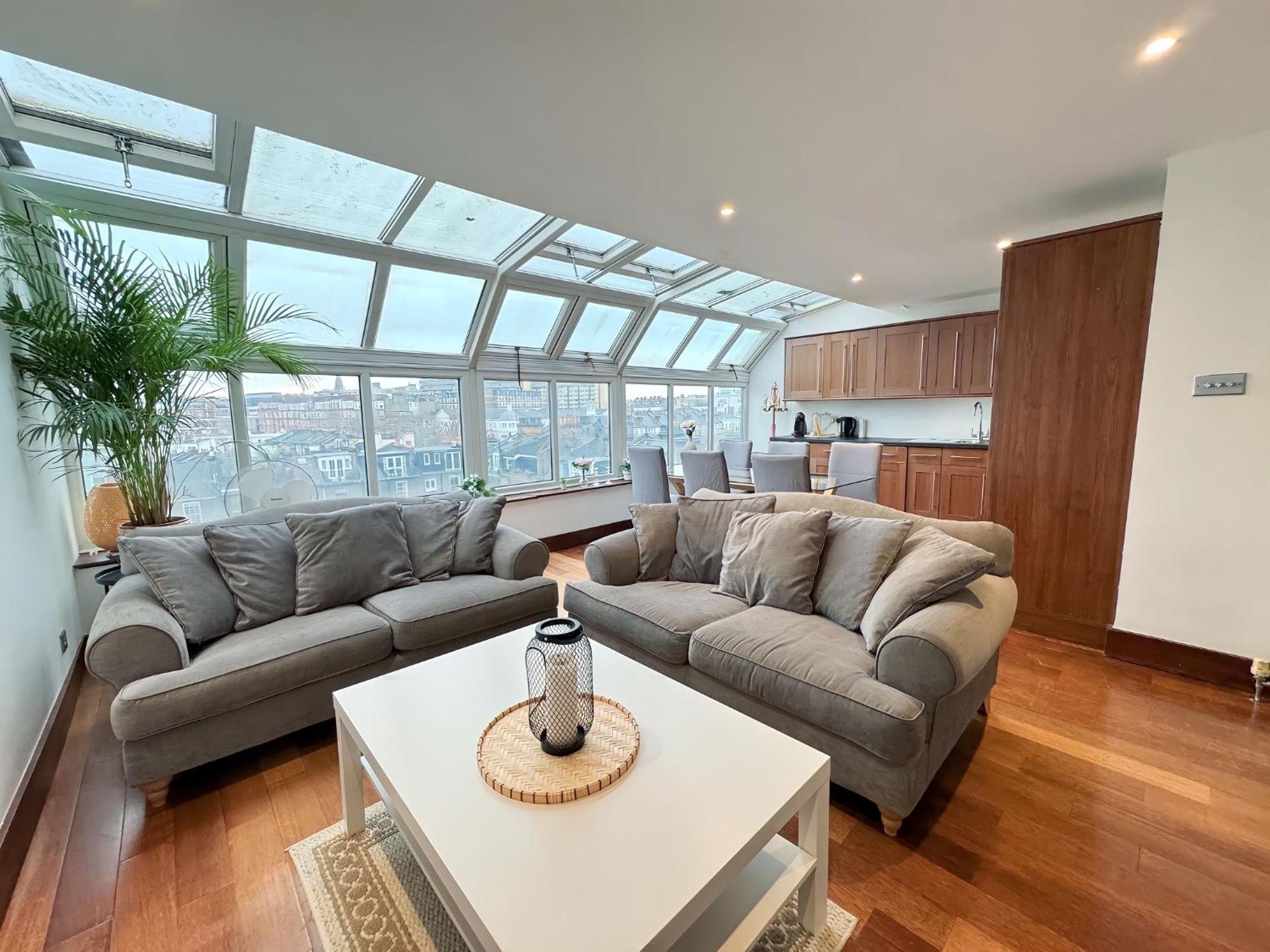 The Kensington Residences Apartment *