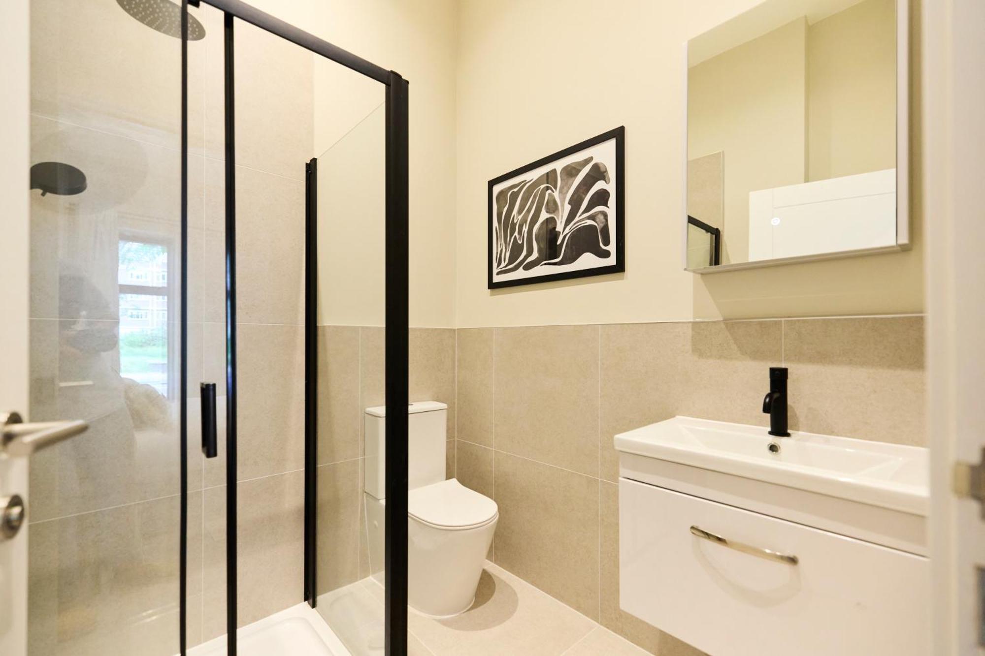 The Brixton Hill Place - Exquisite 2bdr Flat With Terrace Londen
