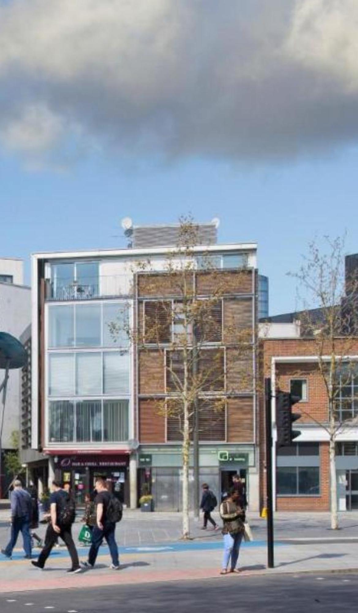 Lovely 2-bed, Sleeps 6, Near Stratford Station & Abba Voyage, London