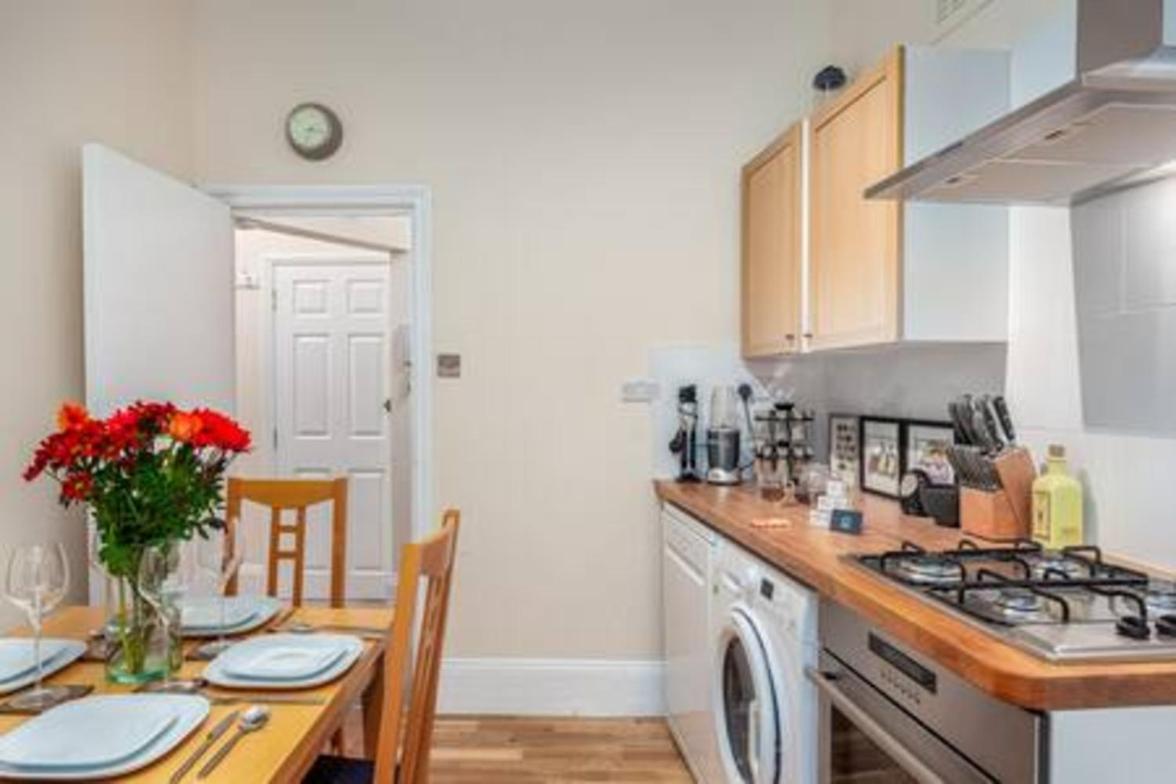 Lovely 2-bed Flat Next To Oval Cricket Ground Apartment London