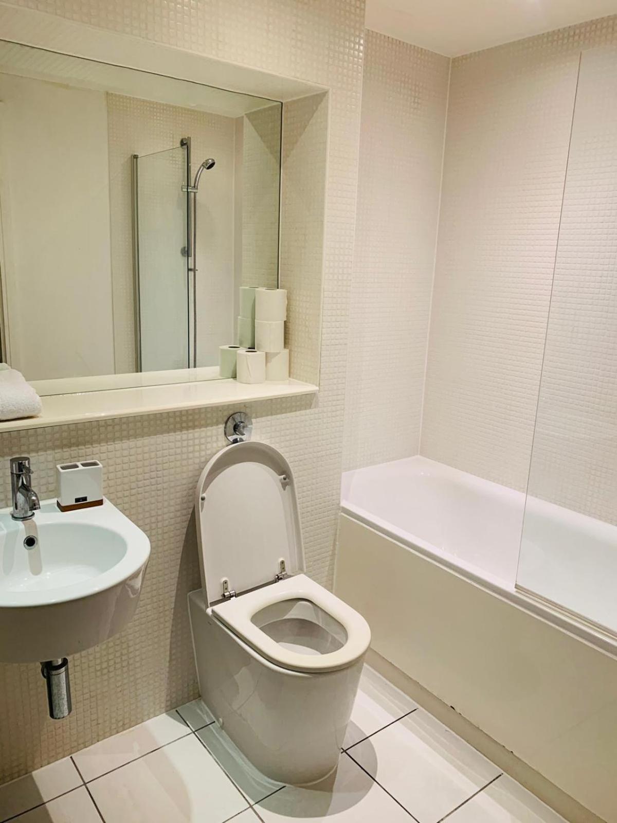 Ba Luxury Apartment London