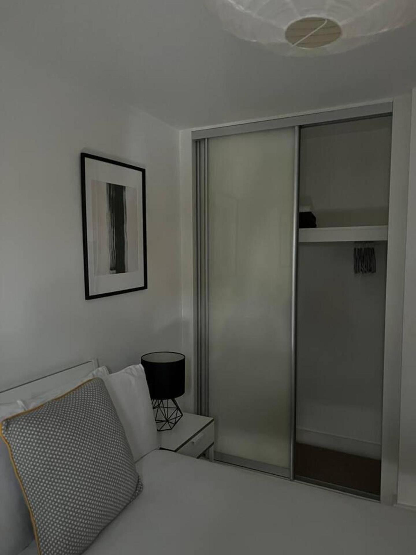 Apartment Modern 1 Bed Flat Near Station And