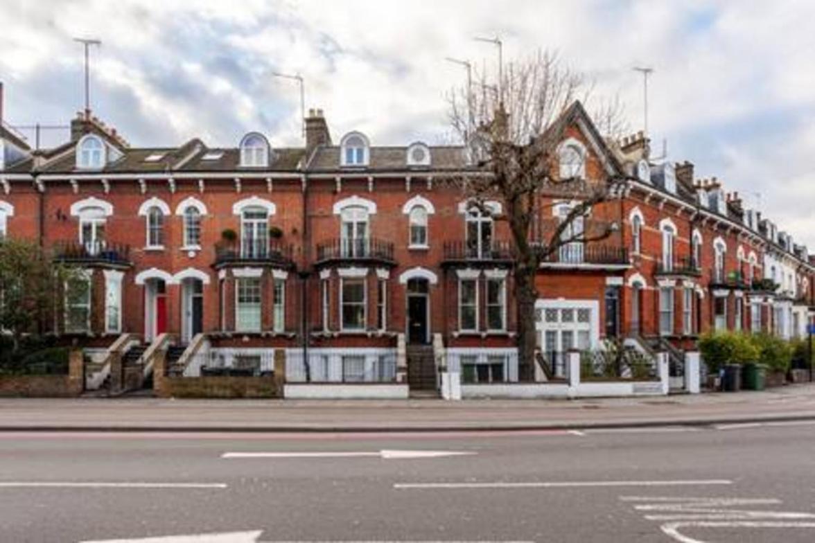 Apartment Lovely 2-bed Flat Next To Oval Cricket Ground London