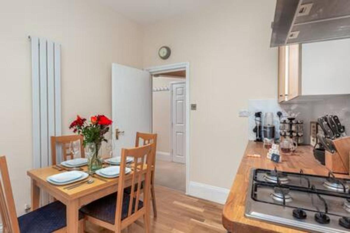 Apartment Lovely 2-bed Flat Next To Oval Cricket Ground
