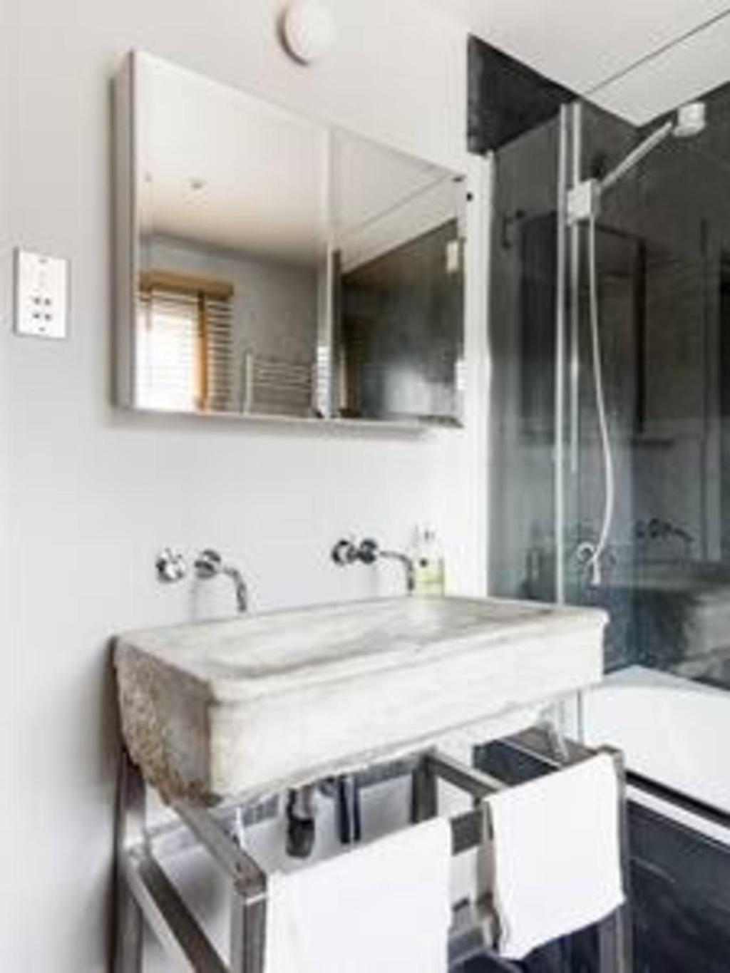 Appartement Experience In Amazing Reconverted Gin House