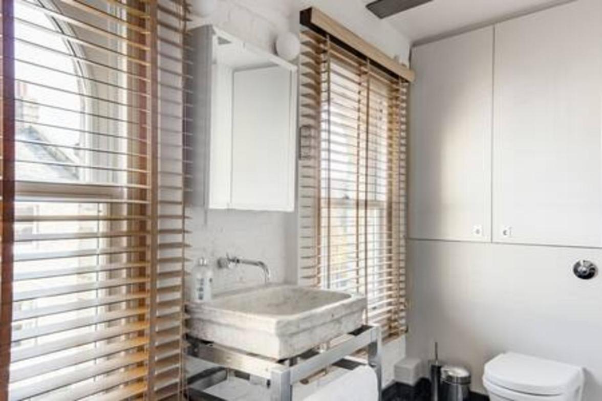 Appartement Experience In Amazing Reconverted Gin House Londen