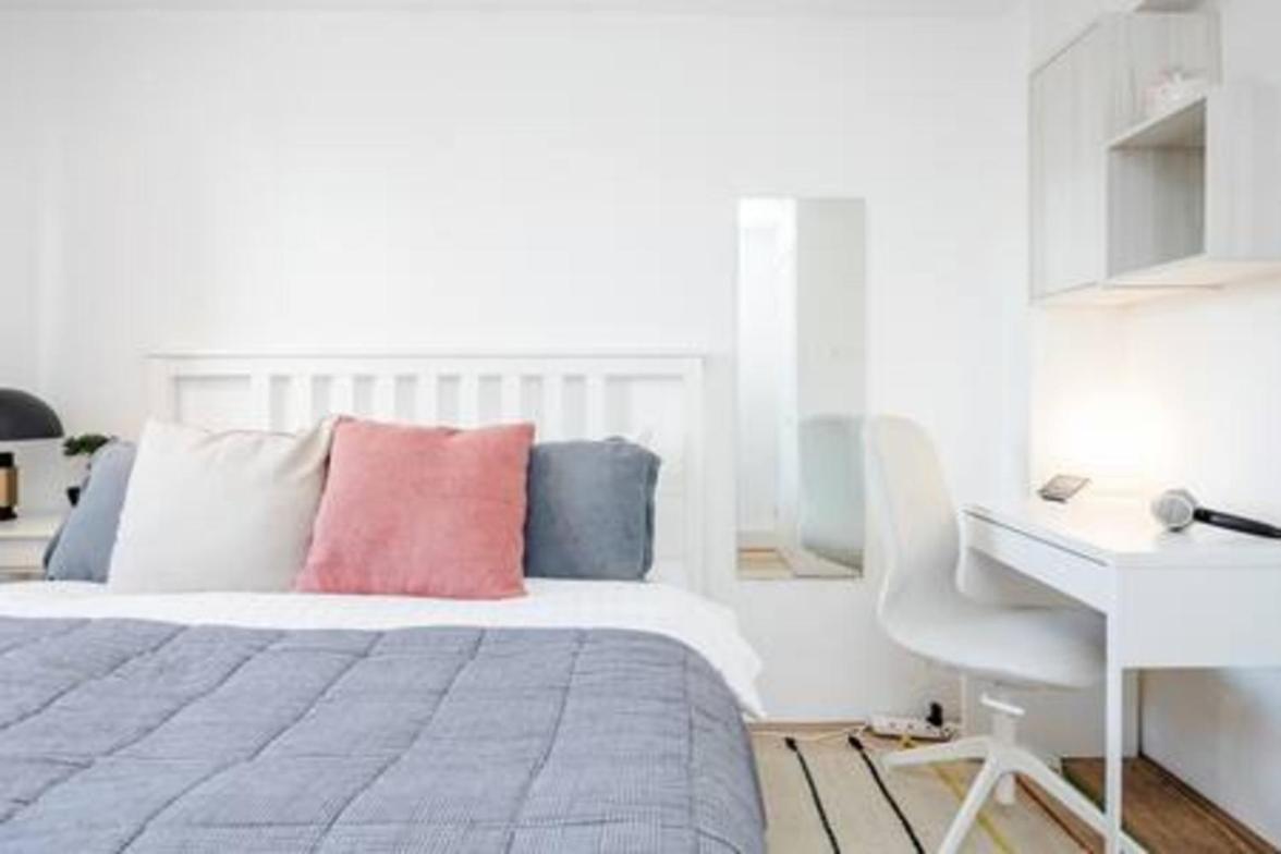 Apartment Spacious 2bed In Location Holland Park-n Hill London