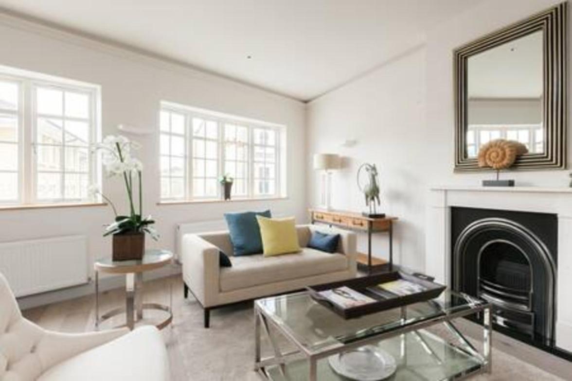 Apartment Modern Stylish 2bed2bath Close To Kings Road *