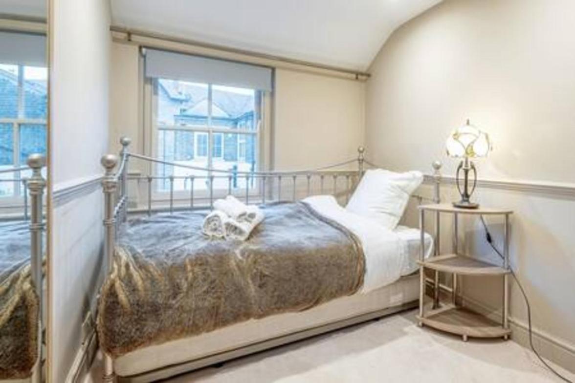 Fabulous Oasis For Unique Experience In Clapham *