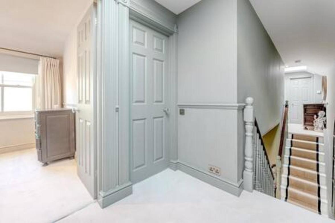 Fabulous Oasis For Unique Experience In Clapham Holiday home London