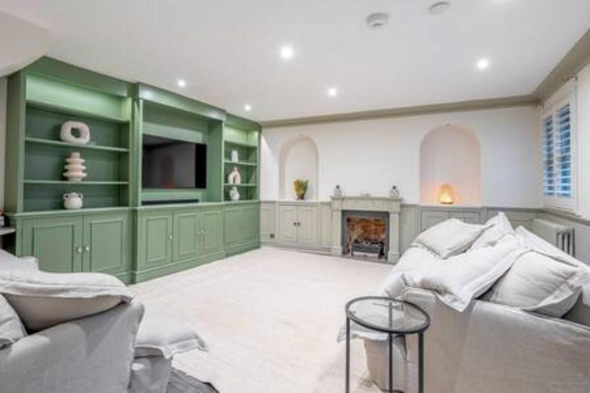 Fabulous Oasis For Unique Experience In Clapham * London