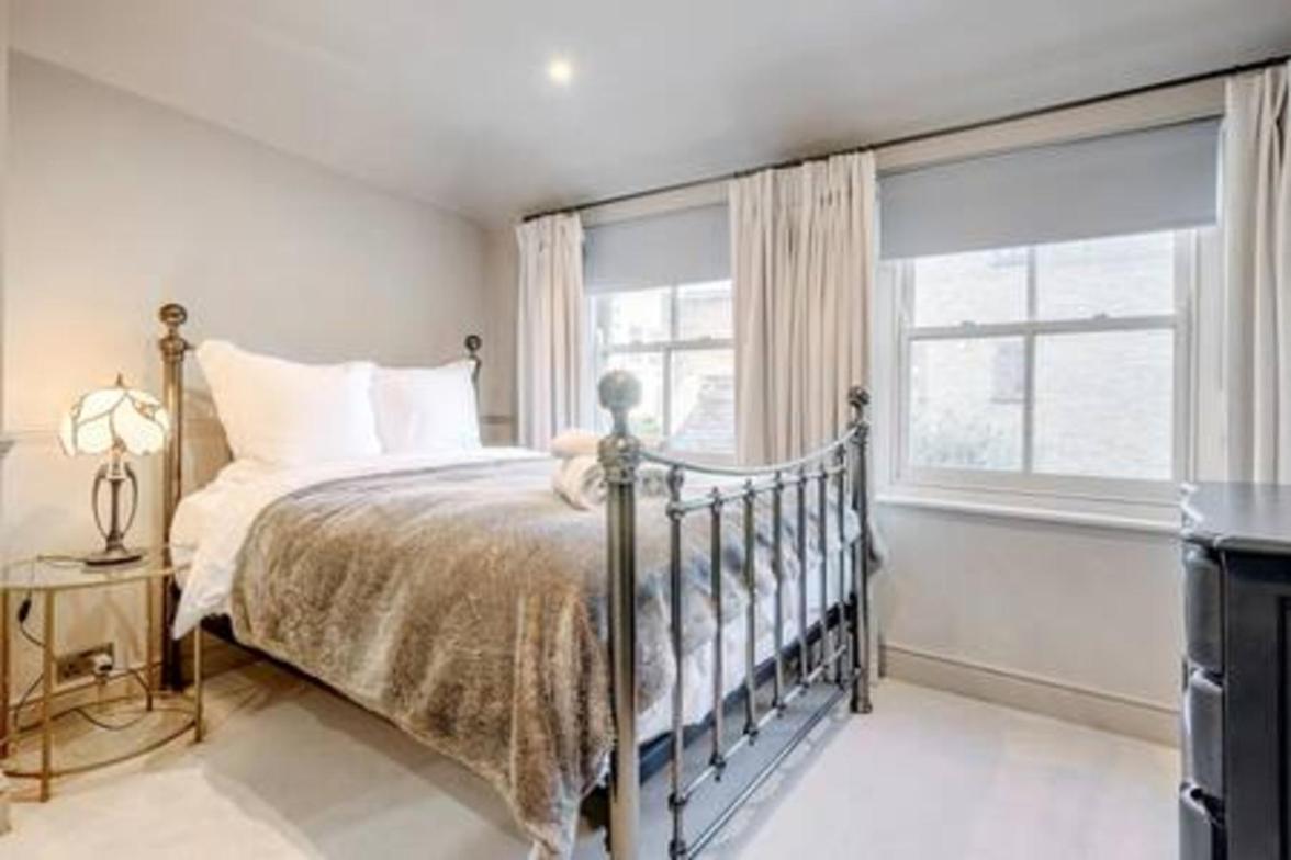 Fabulous Oasis For Unique Experience In Clapham
