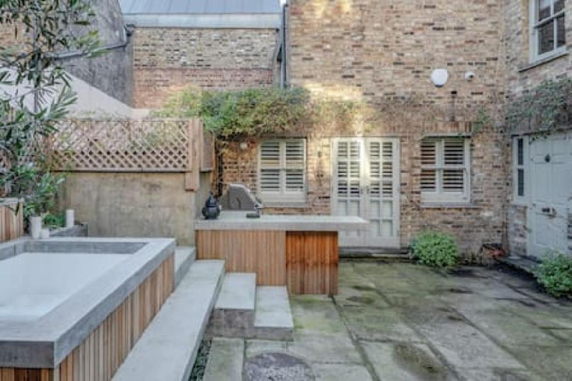 Fabulous Oasis For Unique Experience In Clapham Holiday home *