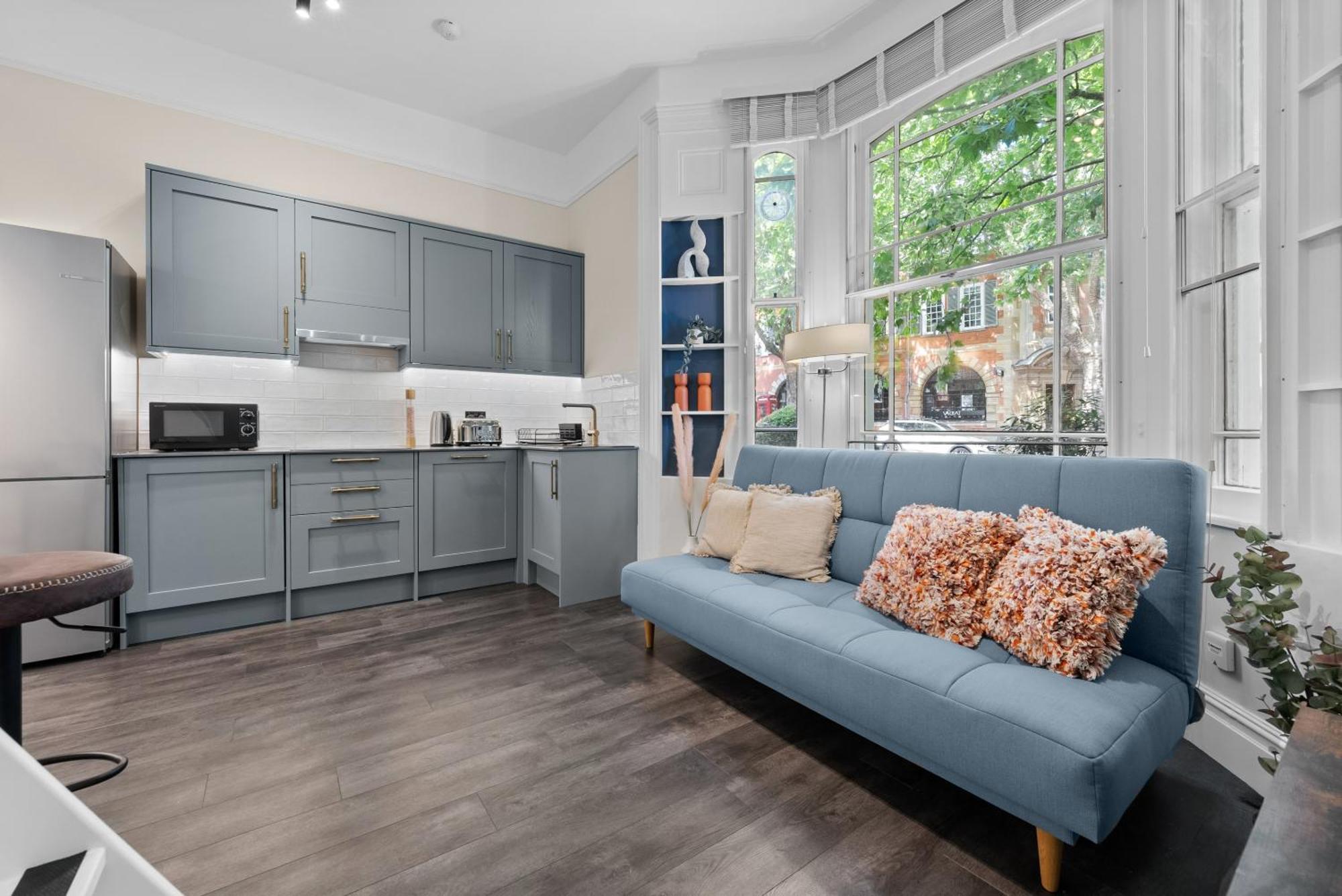 Vichy - The Hampstead Star | Prime Location * Londres