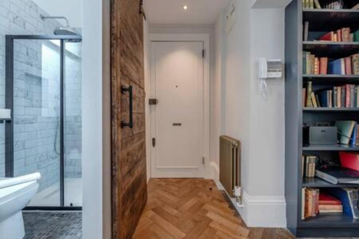 Modern Spacious In Chelsea By Kings Road Apartment