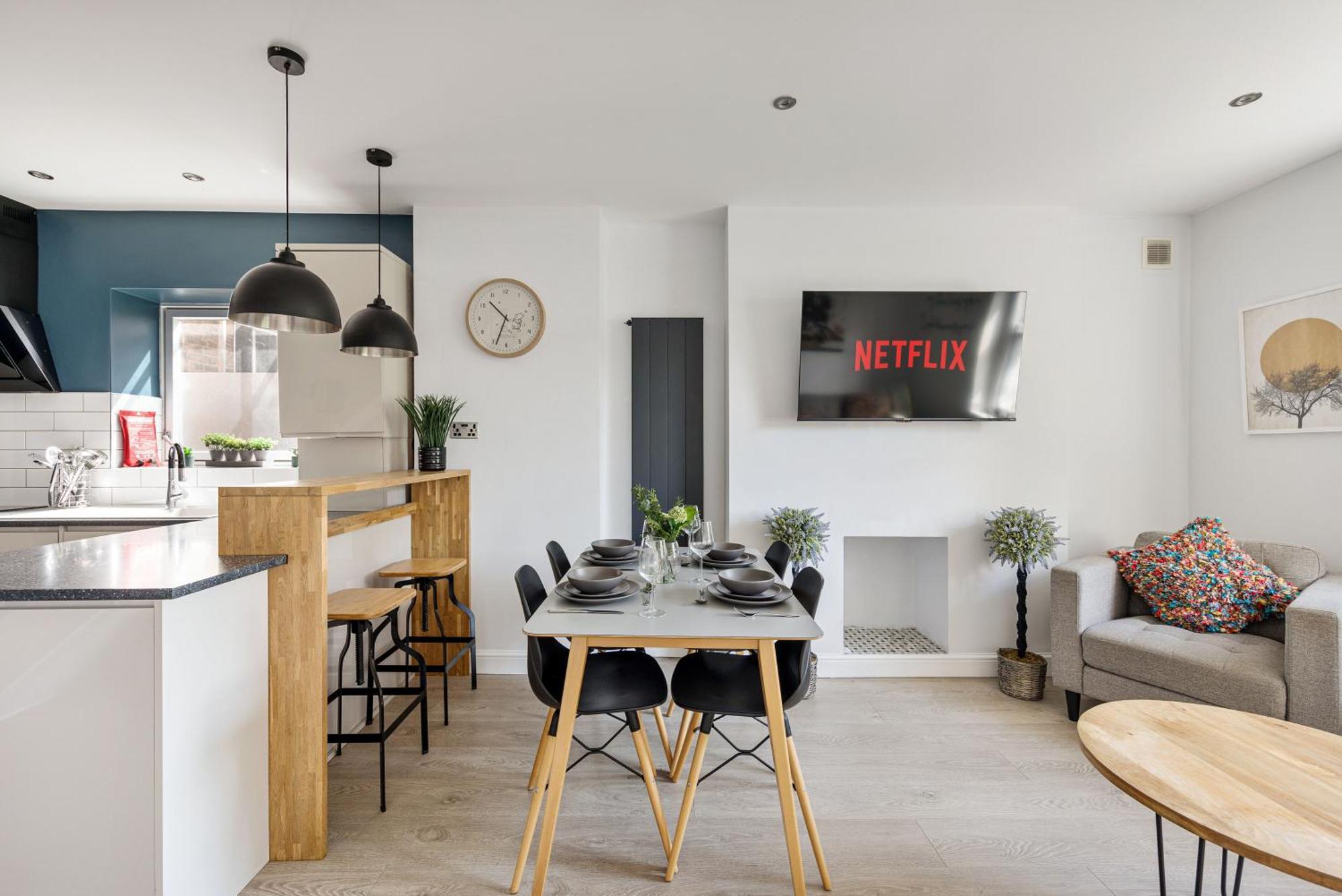 Apartment 2bed1bath Modern Duplex Next To Queens Park Station *